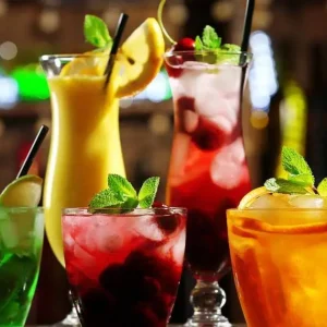 Airlie-Beach-Hens-Party-Private-Cocktail-Making-Function-1-1200x630